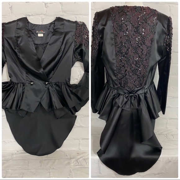 Jacket With Tails - Picture 1 of 16